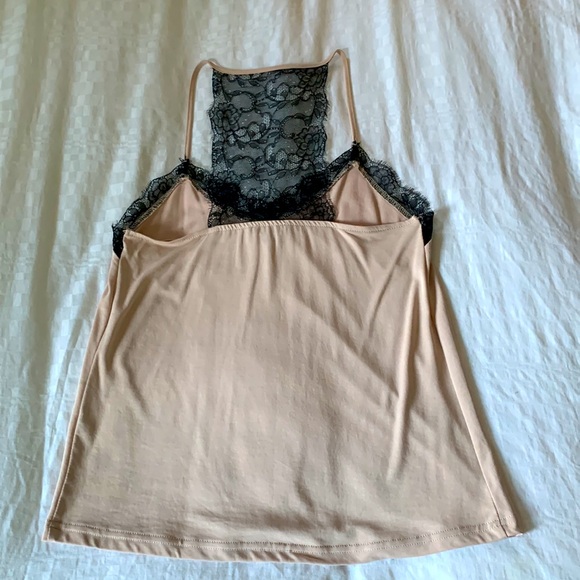 Dynamite Women’s Size XS Lace Top - Picture 3 of 8